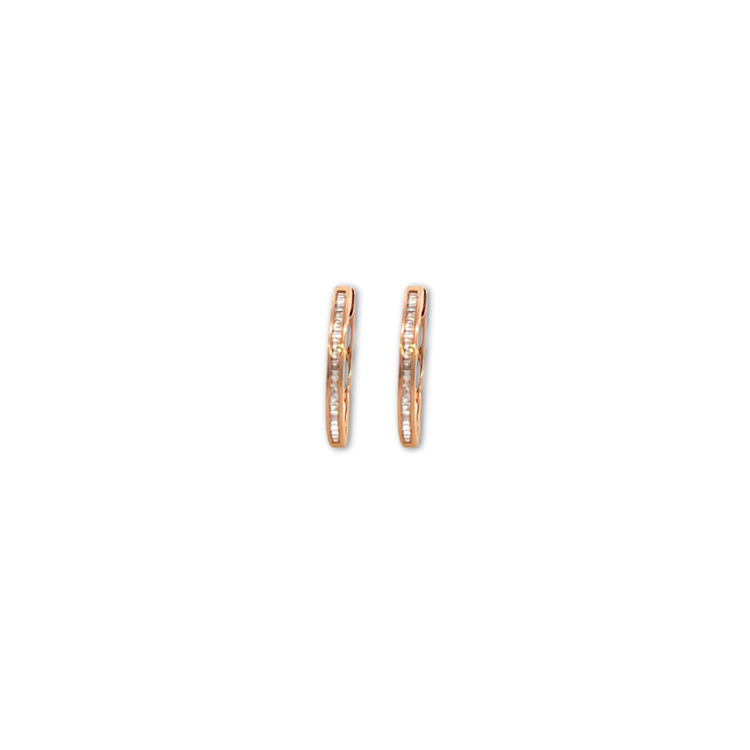 ARRACADA CHICA 18K DIAMANTES TIPO BAGUETTE