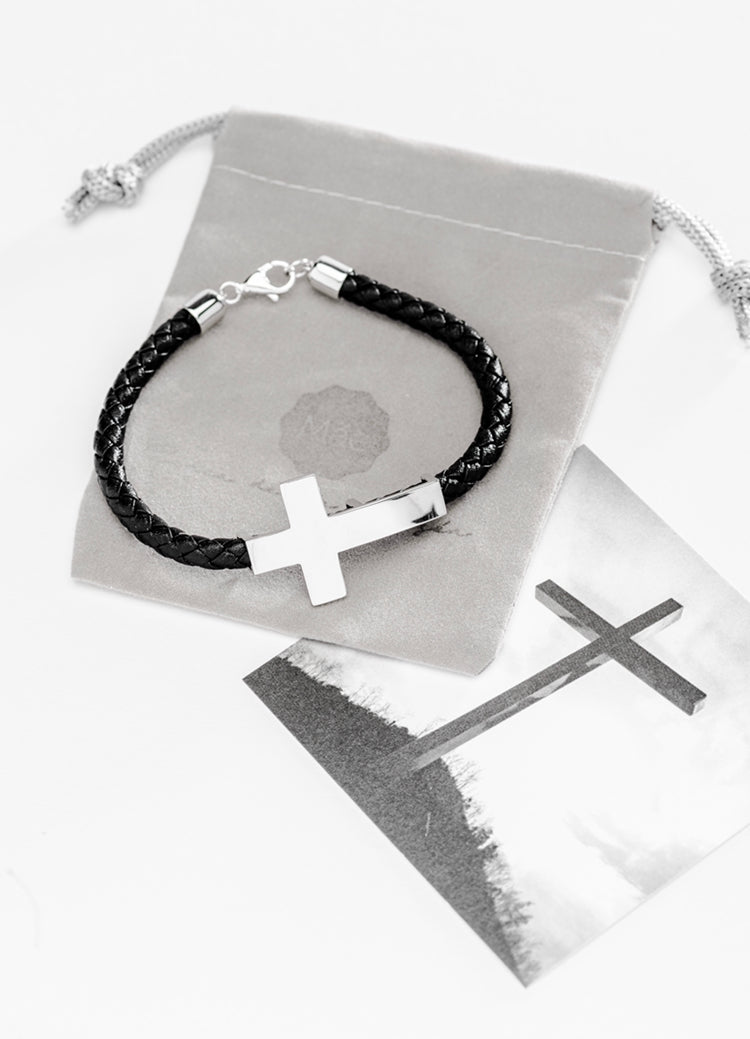 Pulsera Cruz plata pulida para hombre