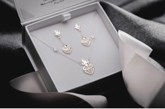 Set del Sagrado Corazón