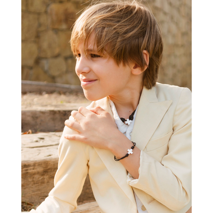 Cruz lisa de plata en cordiño