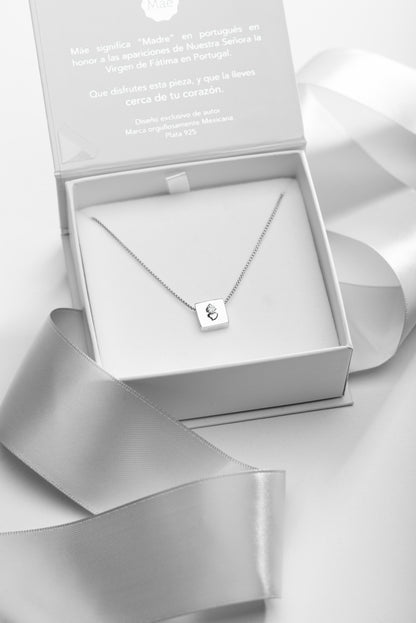 Collar Sagrado Corazón "Detente"