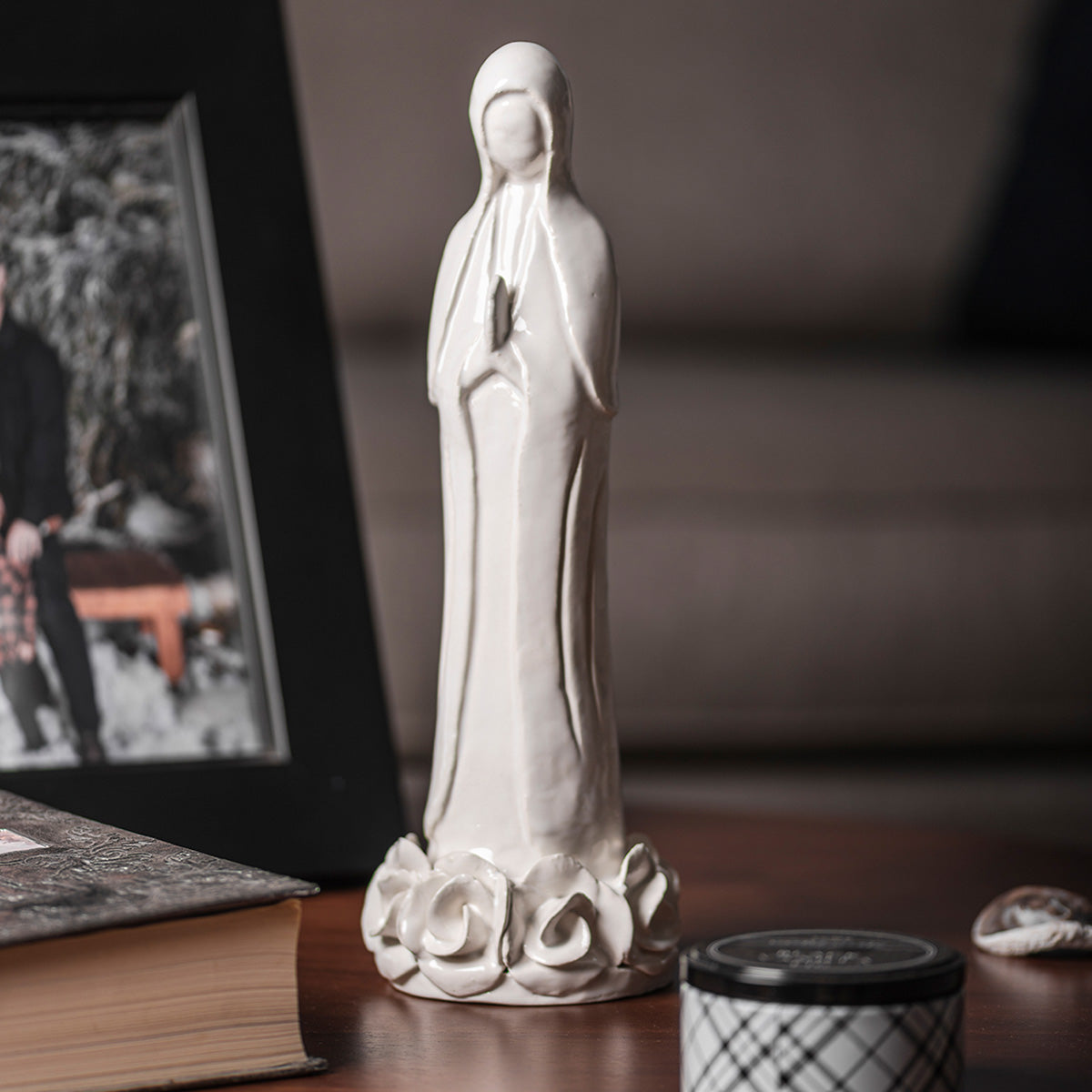 Figura Virgen María en cerámica