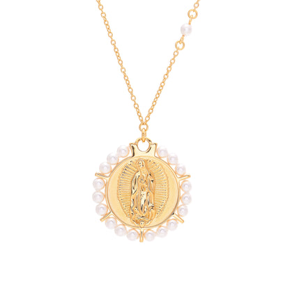 Medalla Virgen de Guadalupe con marco de perlas